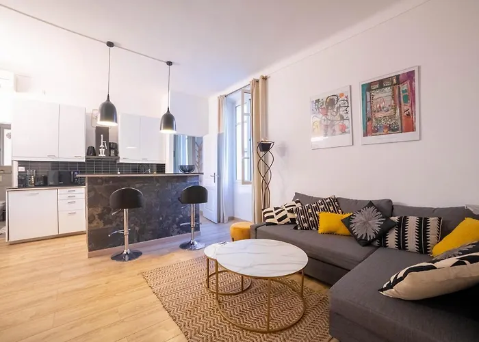 Smile Apartment